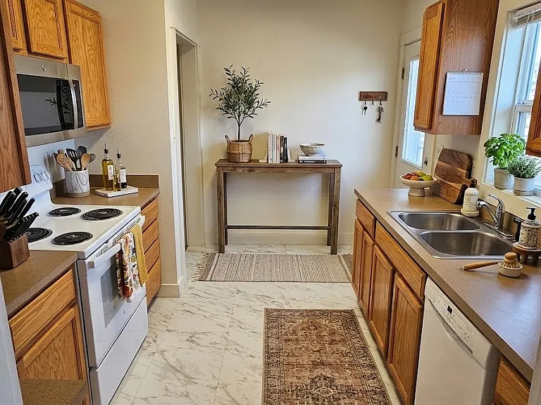 2216 Wisconsin Ave — Photo 3