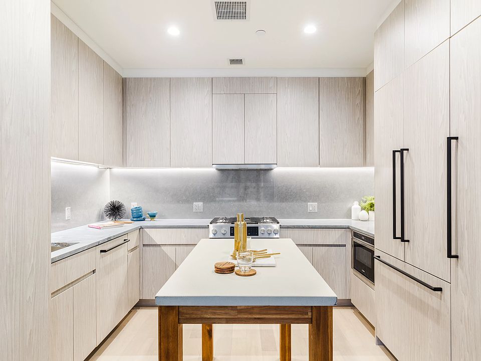 1st image of 1080 Lorimer St #2G