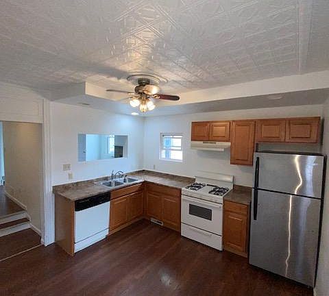 2nd image of 3805 Howley St #2