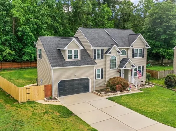 514 Pecan Ct, Suffolk, VA 23434