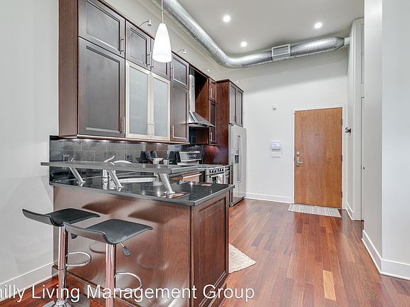 2nd image of 1519 Pine St #13787400