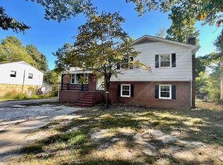 818 S Park Dr, Petersburg, VA 23805