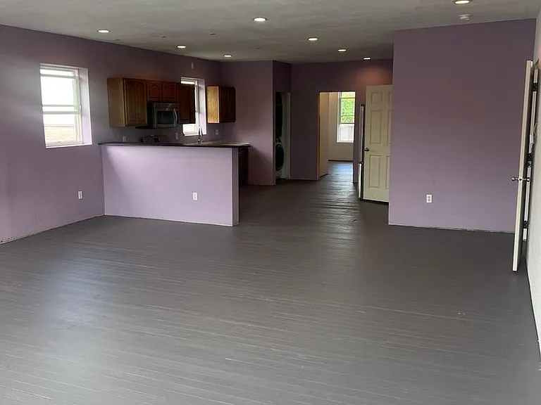 513 Main St #1 — Photo 2