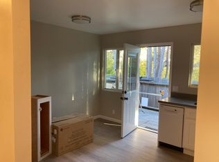 1408 Thompson Ave, Santa Cruz, CA 95062