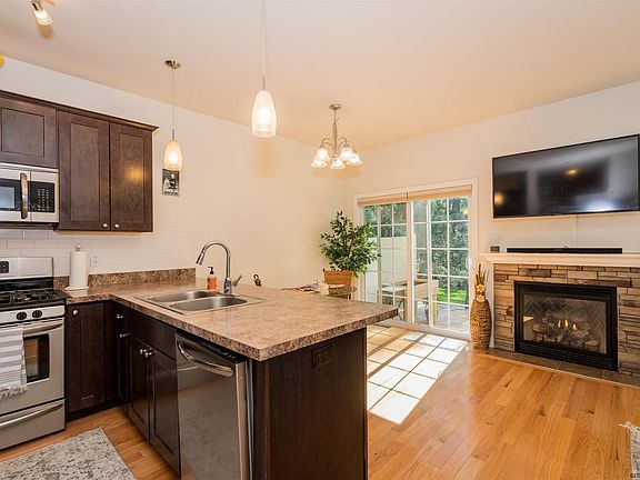 5th image of 18 Linden Ln
