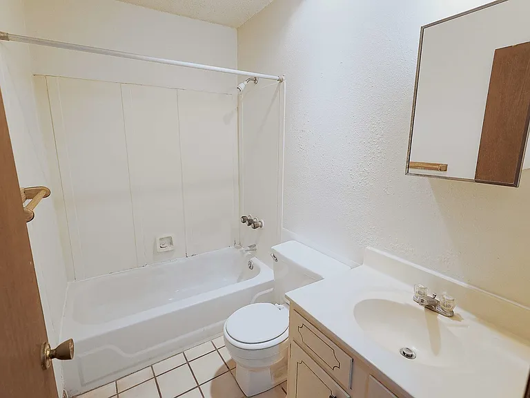 2312 R St — Photo 13