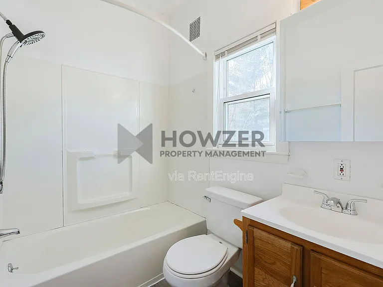 128 Arnold St #1 — Photo 3