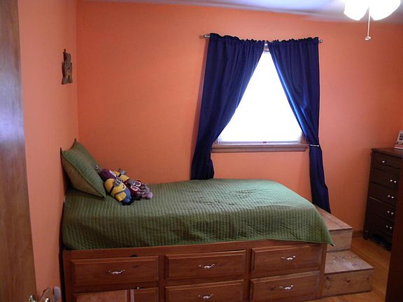 5th image of 1432 Haydon St