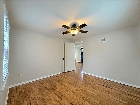 5th image of 7212 Grand Ave