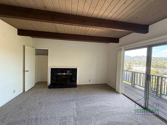 3rd image of 10 Gomez Way APT B