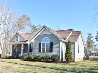 308 Twin Creeks Dr, Stokesdale, NC 27357