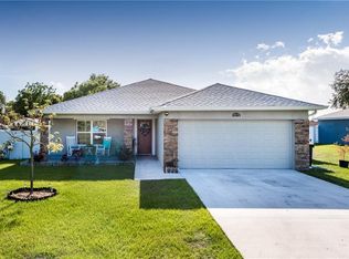 4572 Clubhouse Rd, Lakeland, FL 33812