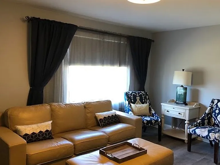 103 Lullwater Dr — Photo 2