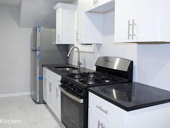 4th image of 4103 Bronxwood Ave