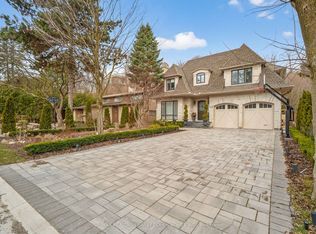 18 Brookfield Rd, Toronto, ON M2P 1A9