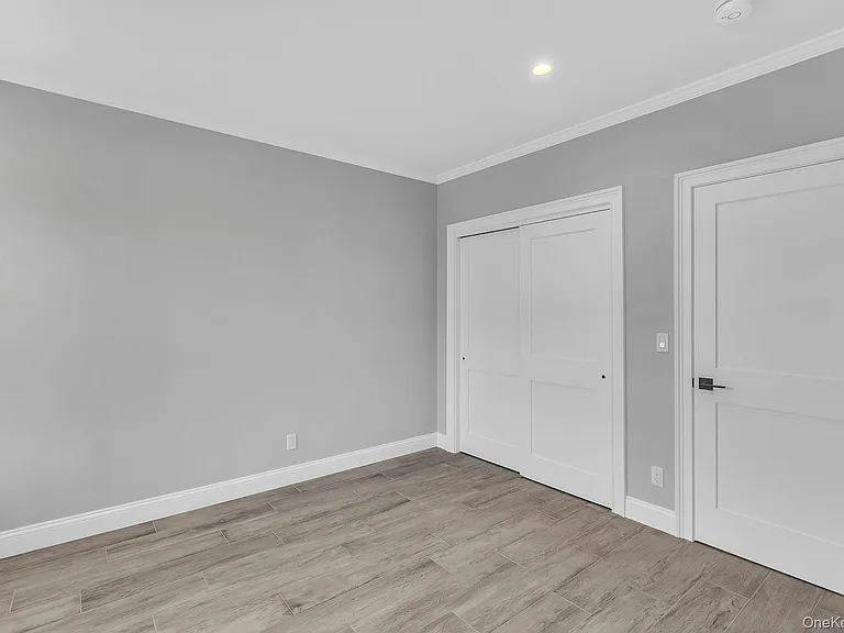 156 W Broadway #3 — Photo 12