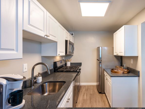 1200 S Courthouse Rd APT 540