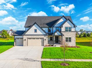 1855 Trailbrook Dr, Valparaiso, IN