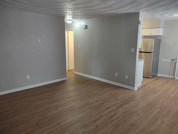 2nd image of 9528 4th Bay St #3