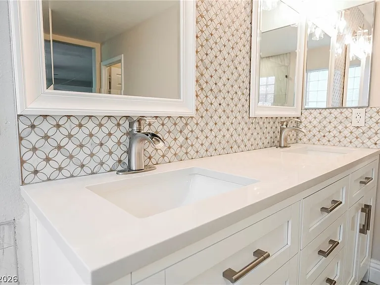 2343 Brockton Way — Photo 46
