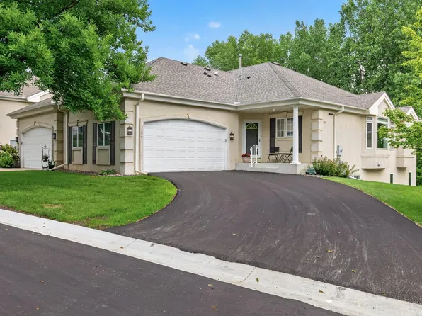 13364 Hummingbird Dr, Apple Valley, MN 55124