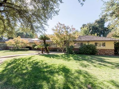 1818 S Country Club Ln, Fresno, CA, 93727
