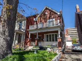 179 Markham St #3, Toronto, ON M6J 2G7