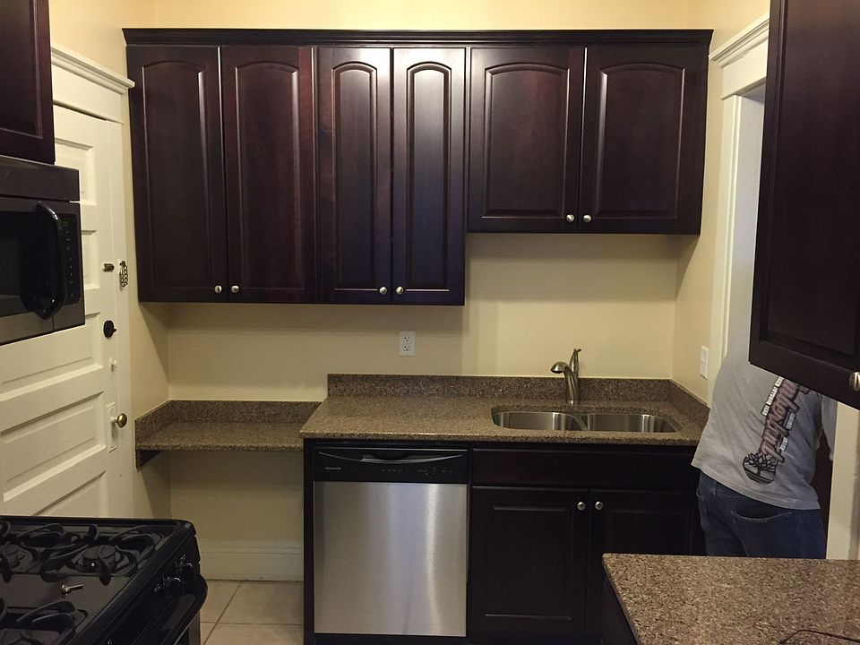 1st image of 2409 Fremont Ave S APT 5