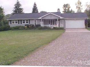 8666 Springbrook Dr, Eaton Rapids, MI 48827