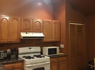 240 W Exchange St, Sycamore, IL 60178