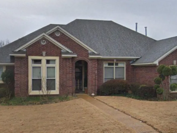 5136 Overview Rdg, Memphis, TN 38141