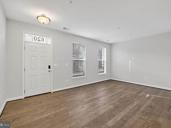 2nd image of 620 Leigh Way