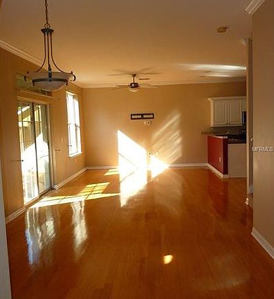 4th image of 411 S Fremont Ave Unit 2