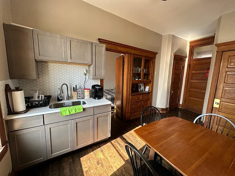 2859 W 24th Blvd #3R — Photo 5