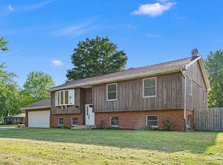 1201 Sunset Ave, Yorkville, IL 60560