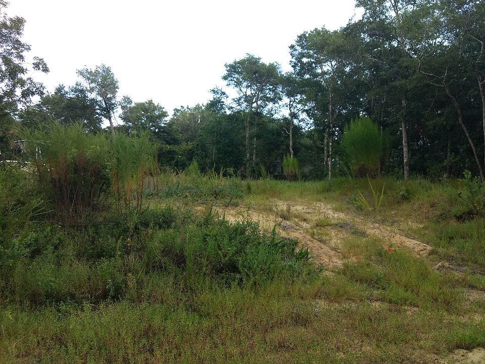 2nd image of 106 Se 23rd St
