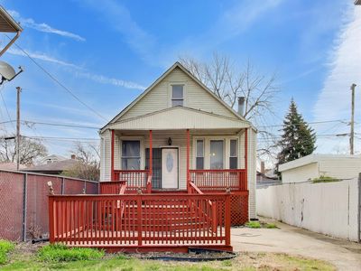 1649 N Latrobe Ave, Chicago, IL, 60639