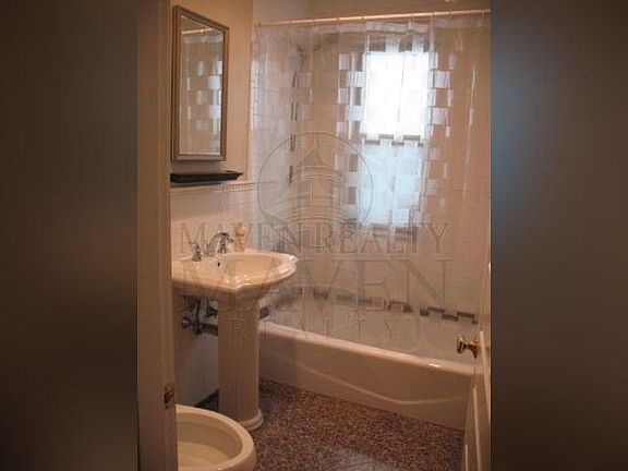5th image of 28 Medford St #7
