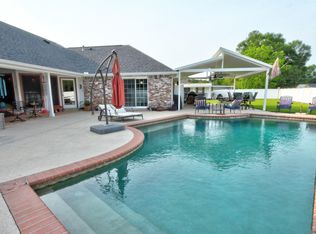 14924 Wilmington Dr, Pride, LA 70770