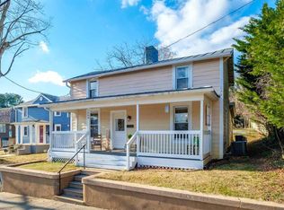 1008 N Augusta St, Staunton, VA 24401