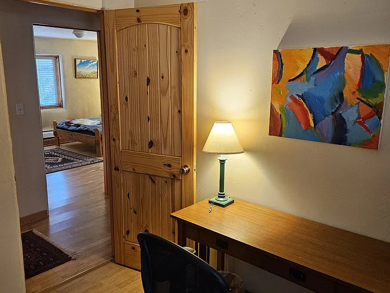 Oakley Ln — Photo 17