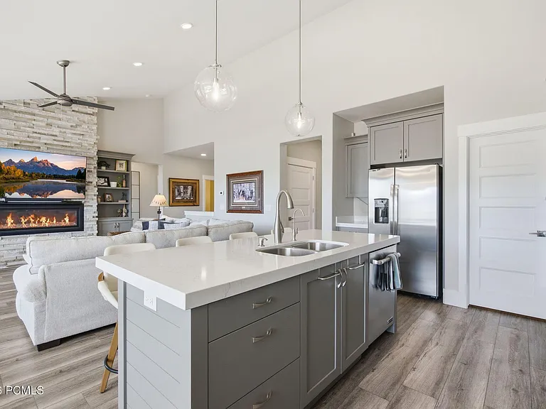11293 N Shoreline Dr — Photo 16