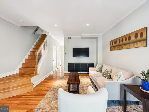 2828 Ogden St, Philadelphia, PA 19130