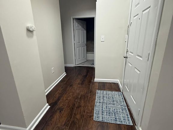 3rd image of 554 Prospect St #4
