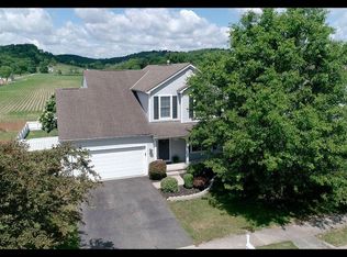1607 W Turkey Run Dr, Newark, OH 43055