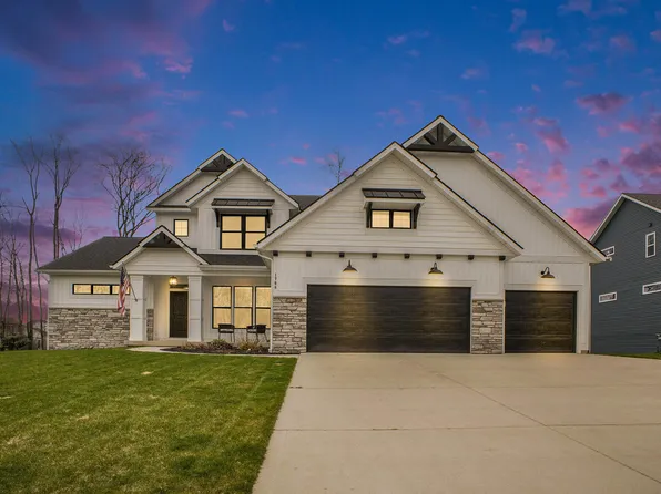 1798 Gloryfield Dr SW, Byron Center, MI 49315