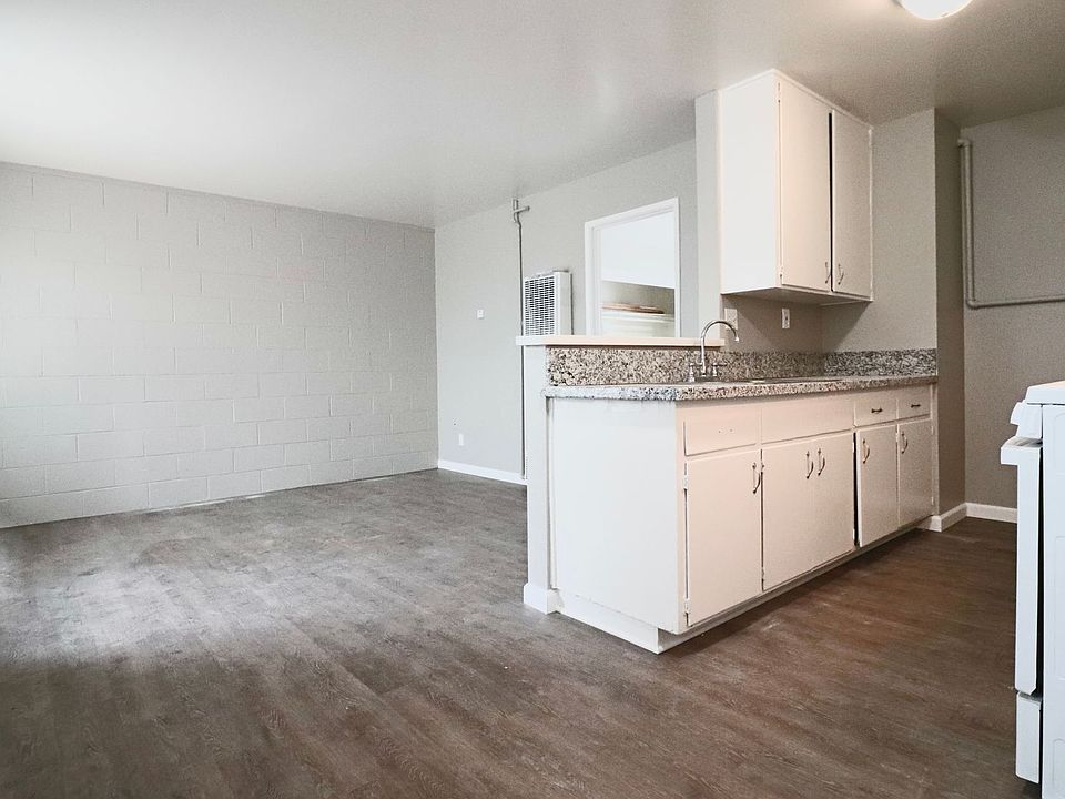 1st image of 500 Cuesta Del Mar Dr #12