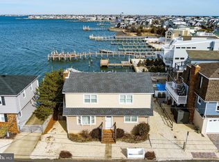 13 E Hodgson Ln, Beach Haven, NJ