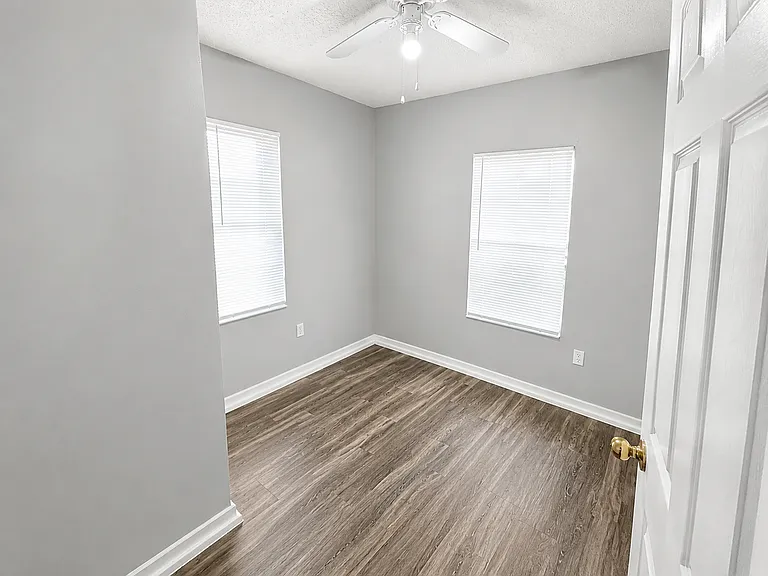 2714 Kavasar Dr — Photo 14