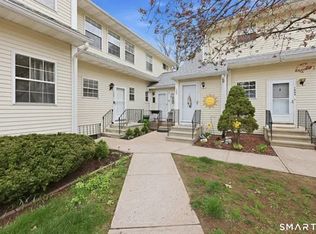 1402 Sunfield Dr, South Windsor, CT 06074